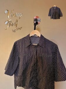 Vintage Thrift Tops 🎽